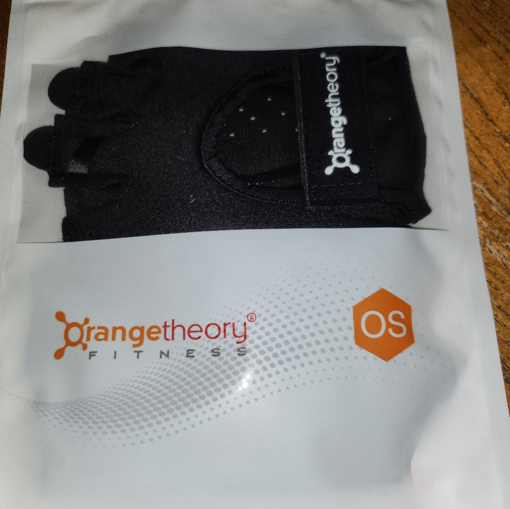 Orangetheory workout gloves